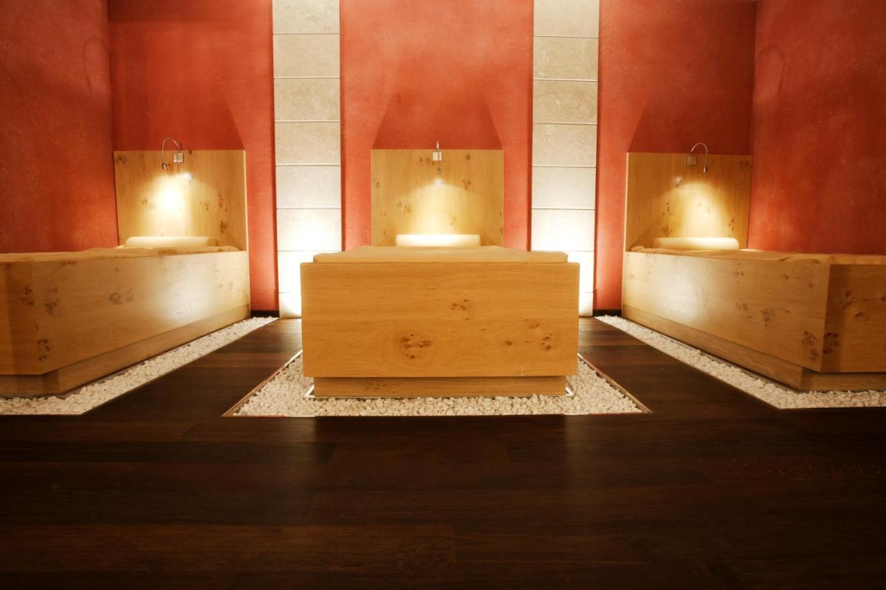 Hotel Condor Selva di Val Gardena Luaran gambar